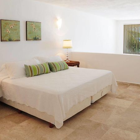 Ocean Plaza Condos Playa del Carmen Exterior photo