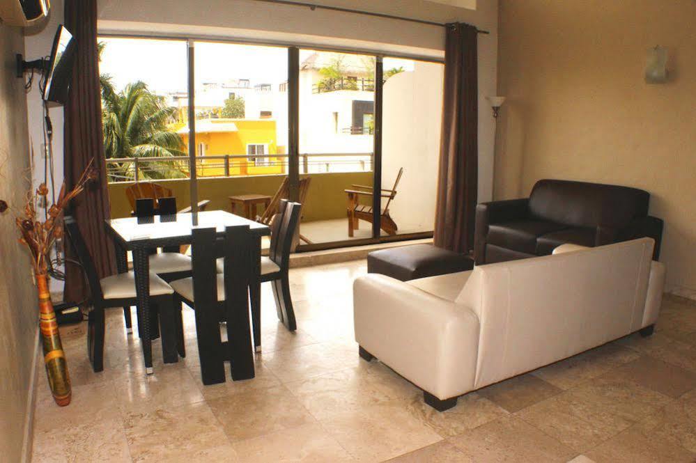Ocean Plaza Condos Playa del Carmen Exterior photo